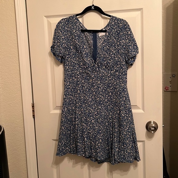 PRINCESS POLLY DRESS π π€ - Picture 1 of 4